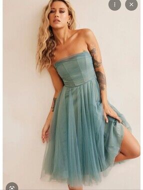 Sage + Paige Swingin' It Midi Dress, NWT, Medium Strapless Tulle Gown